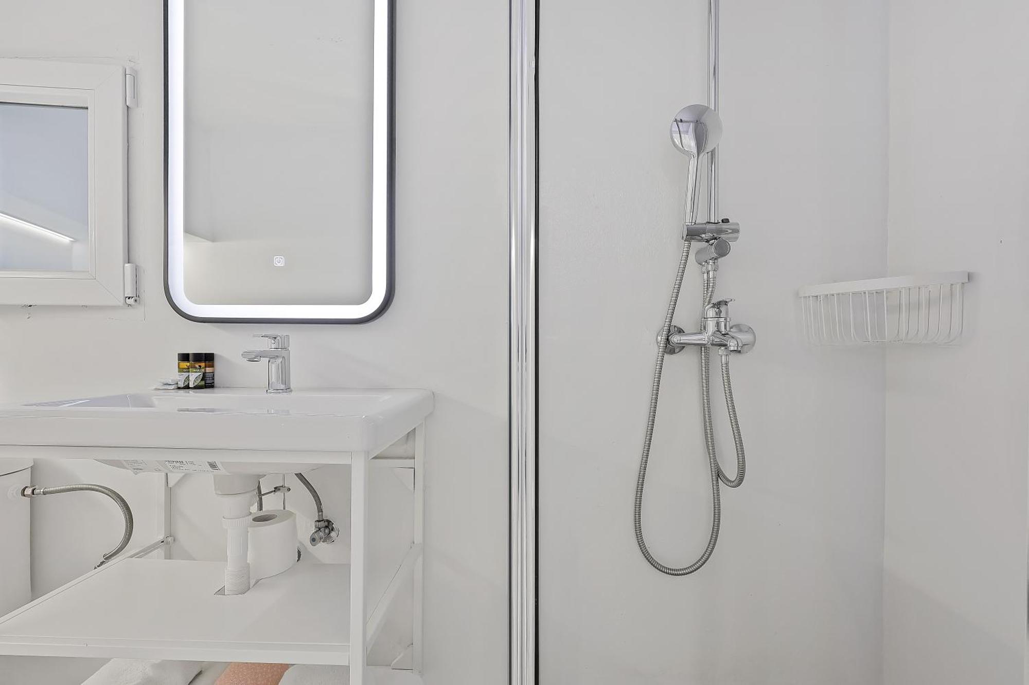 Your Cube Place At Ermou - Plaka Athens Ngoại thất bức ảnh