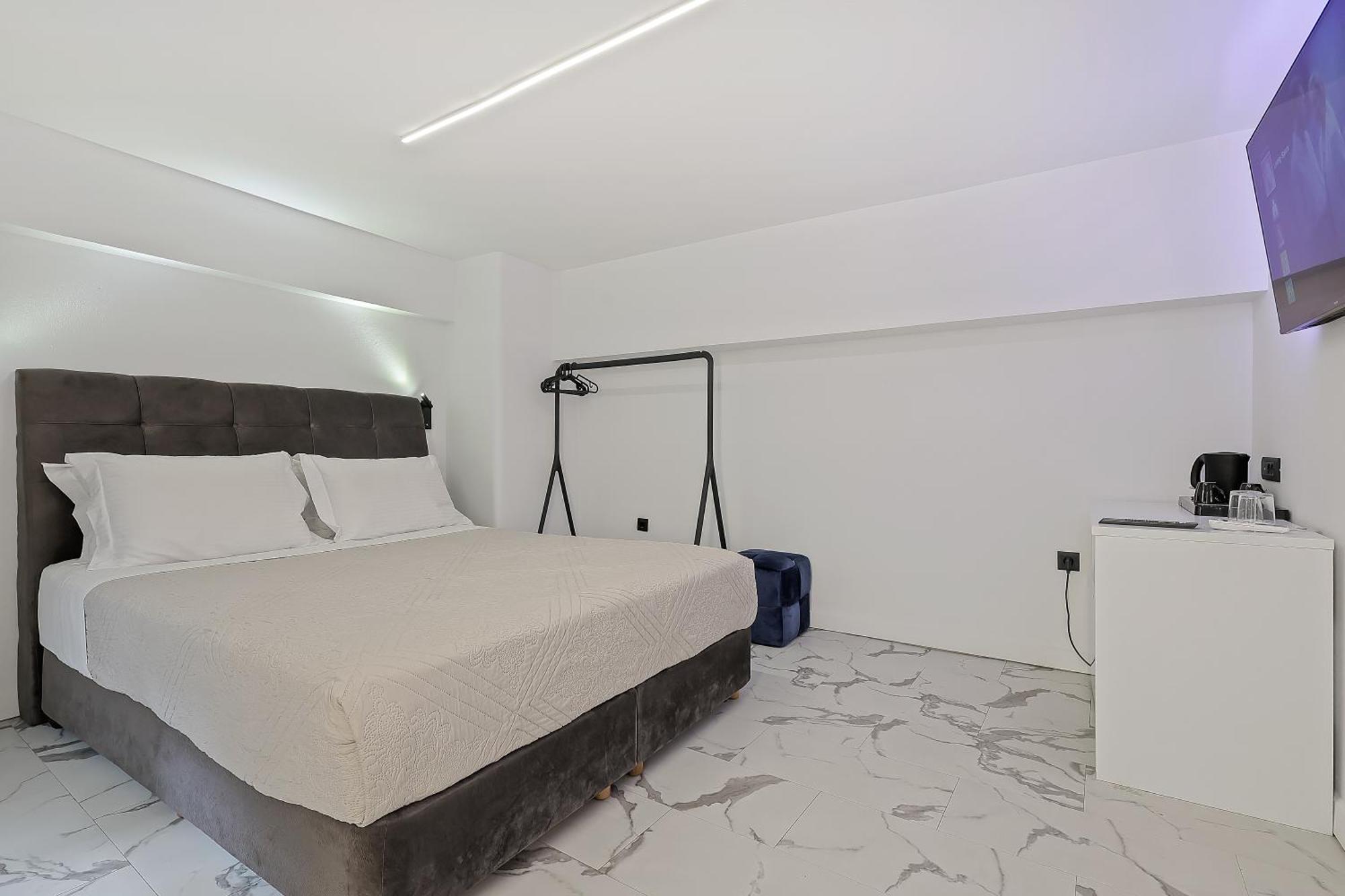 Your Cube Place At Ermou - Plaka Athens Ngoại thất bức ảnh